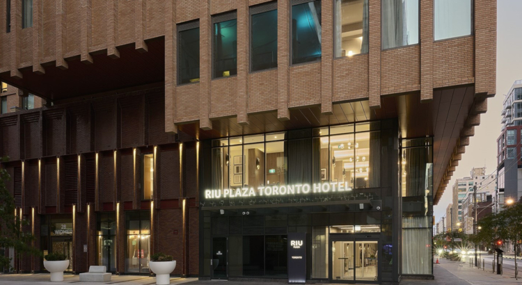 Riu Plaza Toronto