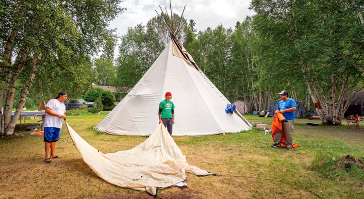 Kanada Saskatchewan First Nations Tipi Tourism Saskatchewan Chris Hendrickson.jpg